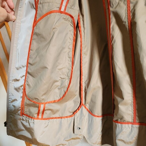 Cole Haan sz M Topaz Beige Tan Shimmer Travel Packable Raincoat Zip Hood Pockets - Picture 6 of 16